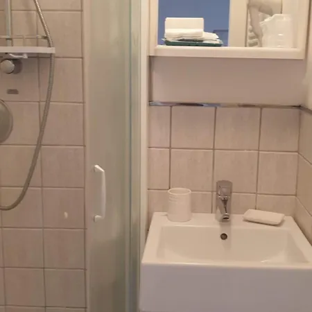 Hotel Lisa 2*