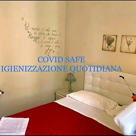 Lisa Hotel 2*