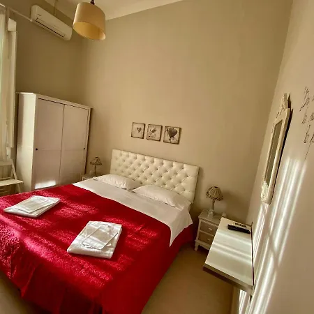 Lisà Hotel 2*